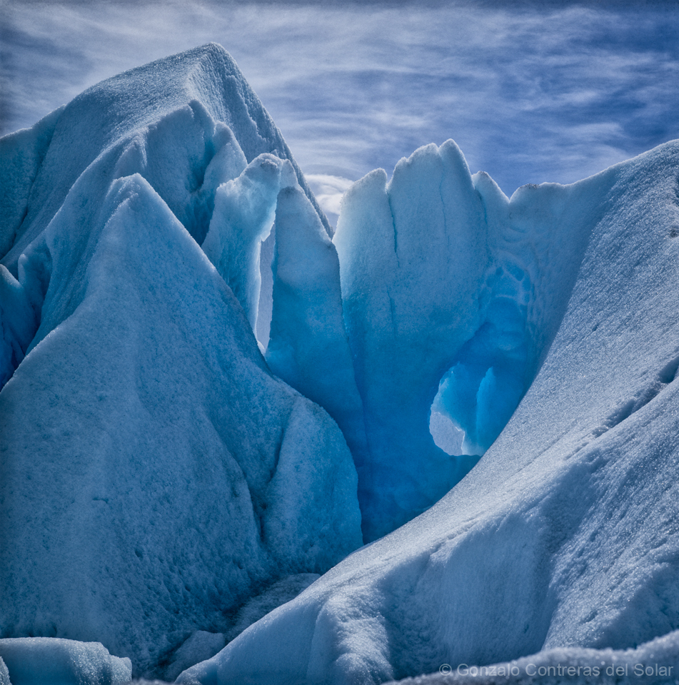 0674-15_2 - Between Light and Silence