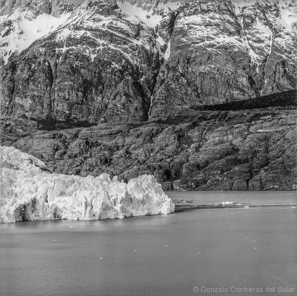 0679-10_2 - Voyage into Grey