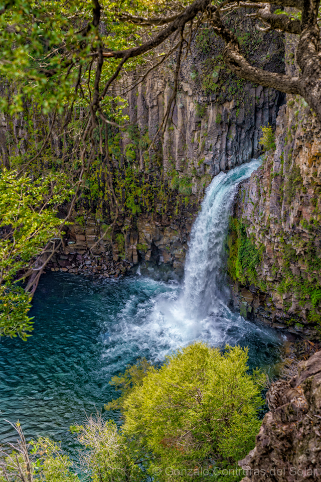 LrD142-8956 - The Myth from Afar