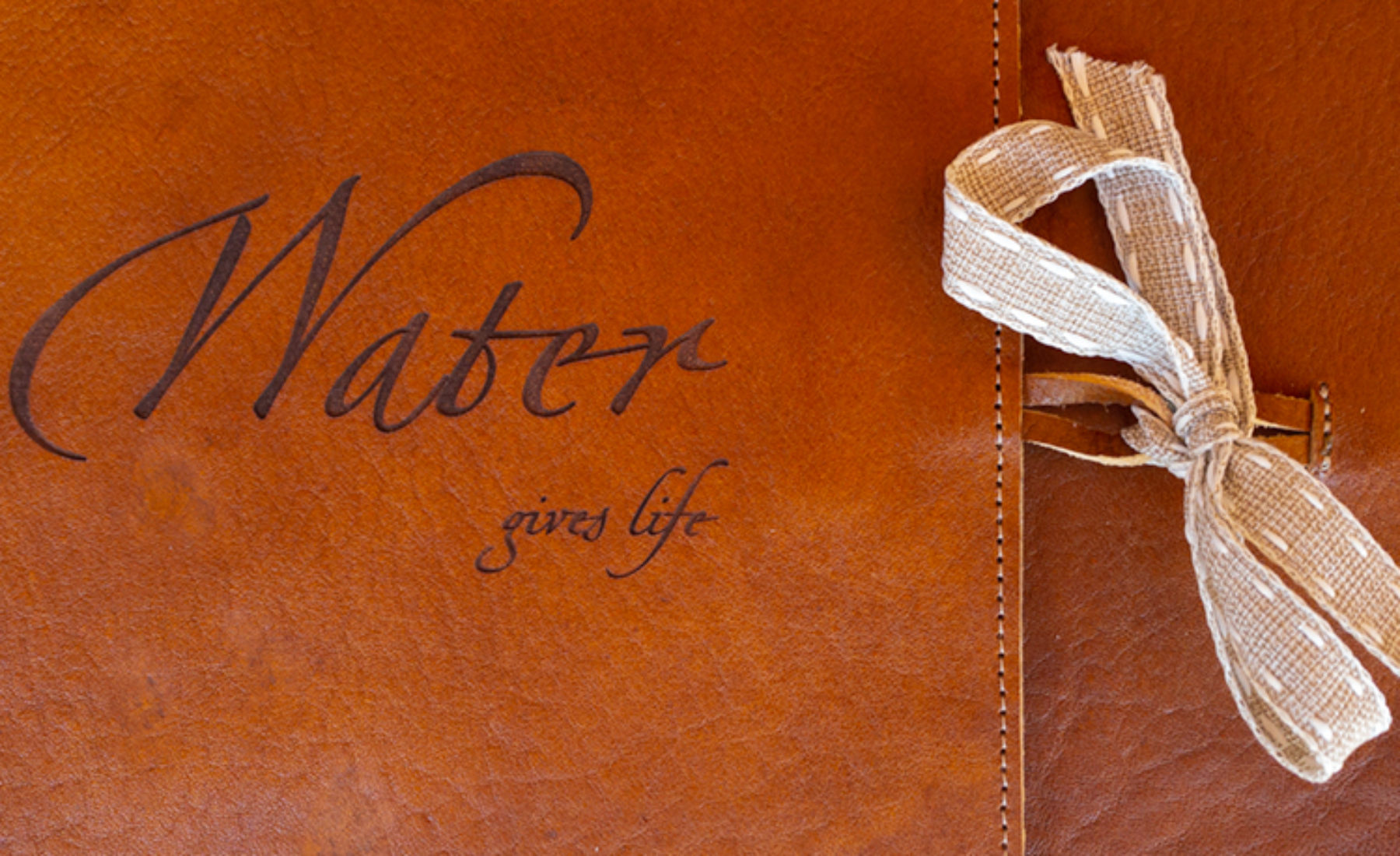 Graphi Studio Amalfi Paper Album – A Handmade Italian Masterpiece