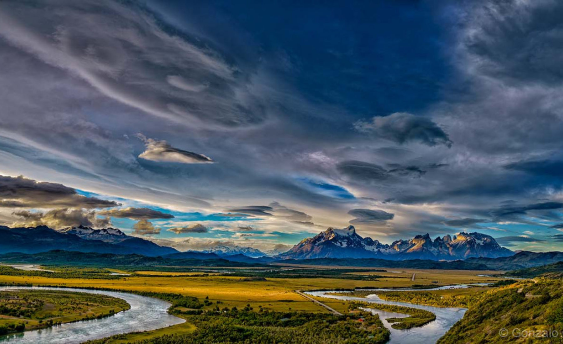 Lenticular Patagonia clouds
